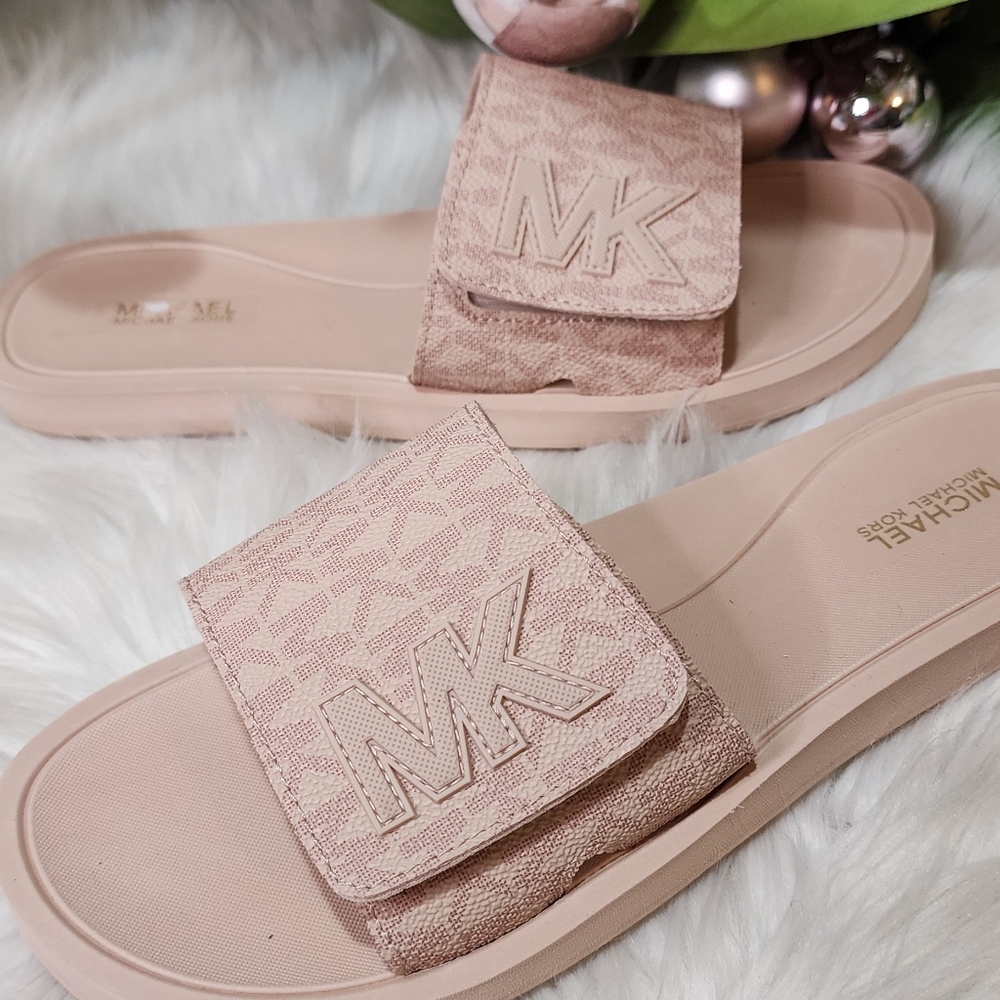 Michael Kors Soft PINKStrappy Slides Brand New - Picture 6 of 8
